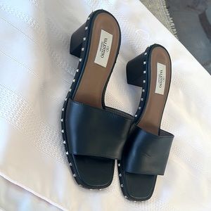 VALENTINO Rockstud Accent Black Leather Mules S 37